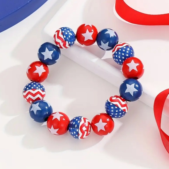 🇺🇸 Set of 6 Random American Made Bracelets for July 4th Celebrations - Picture 2 of 10